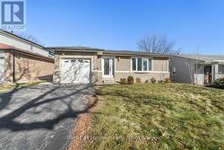 2584 KINNERTON CRESCENT  Mississauga (Sheridan), ON L5K 2B2