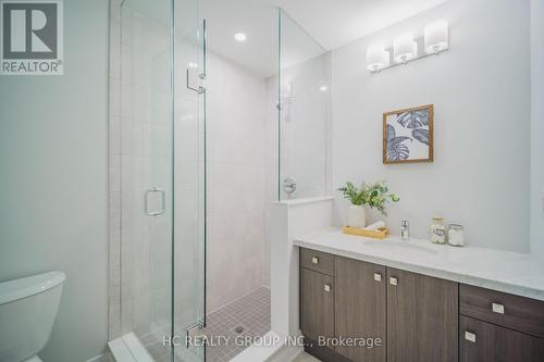 46 York Downs Boulevard, Markham, ON - Indoor Photo Showing Bathroom
