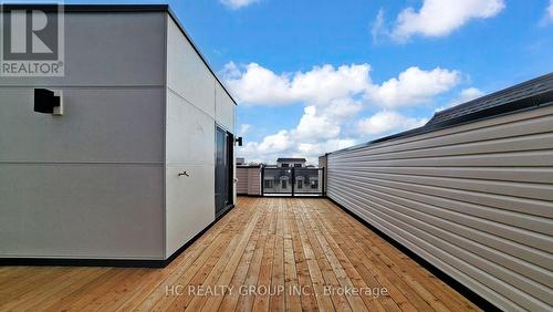 Roof top terrace - 46 York Downs Boulevard, Markham, ON - Outdoor With Exterior