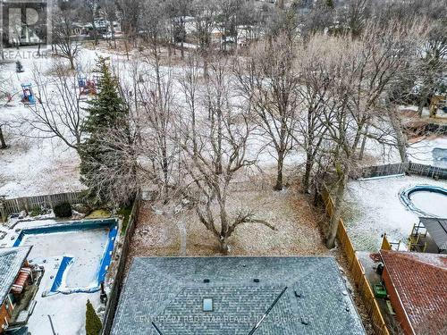 25 Devonshire Drive, Brampton, ON - Outdoor