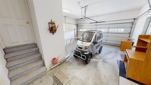 34-1401 Willowbrook Drive, Cranbrook, BC - Indoor Photo Showing Garage