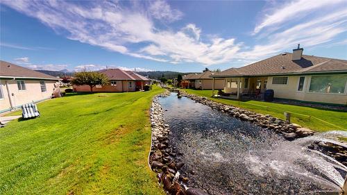 34-1401 Willowbrook Drive, Cranbrook, BC - Outdoor
