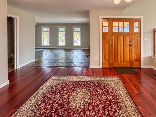 3025 9Th Street, Cranbrook, BC - Indoor Photo Showing Other Room