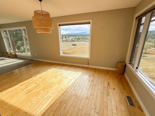 3025 9Th Street, Cranbrook, BC - Indoor Photo Showing Other Room