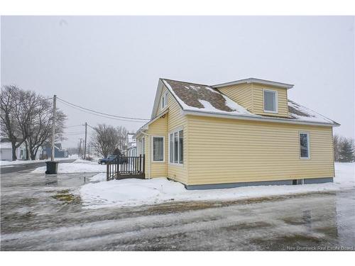 117 Degrâce St, Shippagan, NB 