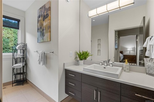 1747 Westlock, Duncan, BC 