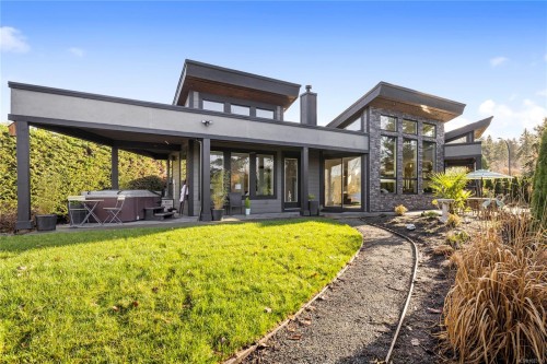 1747 Westlock, Duncan, BC 