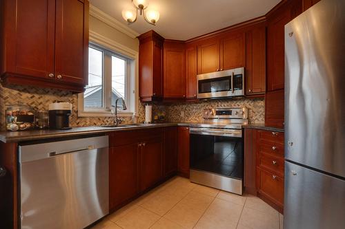 Kitchen - 80 Av. Gérard-Brunelle, Saint-Jean-Sur-Richelieu, QC - Indoor Photo Showing Kitchen