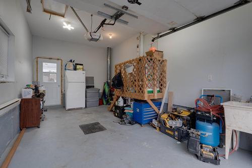 Garage - 80 Av. Gérard-Brunelle, Saint-Jean-Sur-Richelieu, QC - Indoor Photo Showing Garage