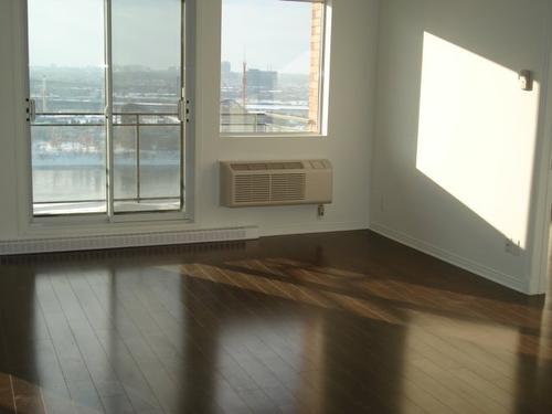 Salon - 2504-15 Boul. La Fayette, Longueuil (Le Vieux-Longueuil), QC - Indoor Photo Showing Other Room