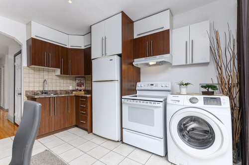 Kitchen - 1508 Rue Valiquette, Montréal (Verdun/Île-Des-Soeurs), QC - Indoor Photo Showing Laundry Room