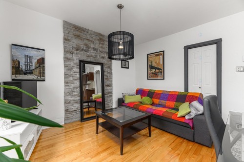 Living Room - 1508 Rue Valiquette, Montréal (Verdun/Île-Des-Soeurs), QC - Indoor Photo Showing Living Room