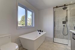 Salle de bains attenante à la CCP - 