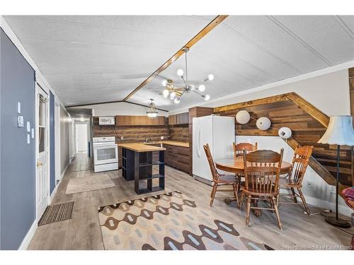 27 Hill St, Lincoln, NB 