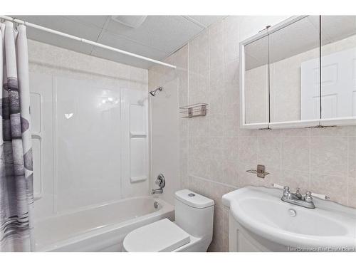 27 Hill St, Lincoln, NB 