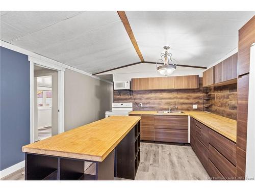 27 Hill St, Lincoln, NB 