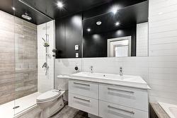 Ensuite bathroom - 