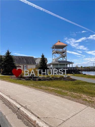 900 Ryan Ave, Bathurst, NB 