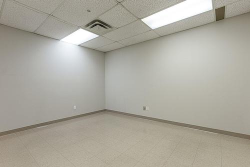 Bureau - 200-2160 Ch. Du Tremblay, Longueuil (Le Vieux-Longueuil), QC - Indoor Photo Showing Other Room