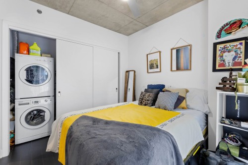 Bedroom - 312-198 Rue Ann, Montréal (Le Sud-Ouest), QC - Indoor Photo Showing Laundry Room