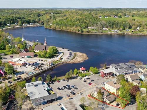 558 Main Street, Mahone Bay, NS 