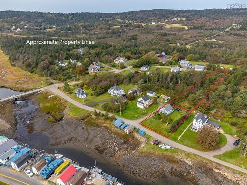 27 Eastern Head, Little River, NS 