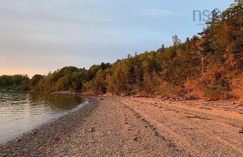 222 Old Trunk 1, Deep Brook, NS 