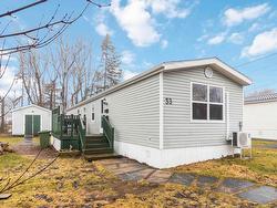 33 Elcona Drive  Middle Sackville, NS B4E 3B1