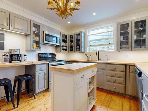 558 Main Street, Mahone Bay, NS 