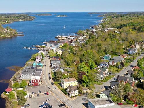 558 Main Street, Mahone Bay, NS 