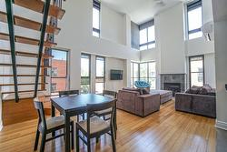 305-3558 Av. Coloniale  Montréal (Le Plateau-Mont-Royal), QC H2X 1B5