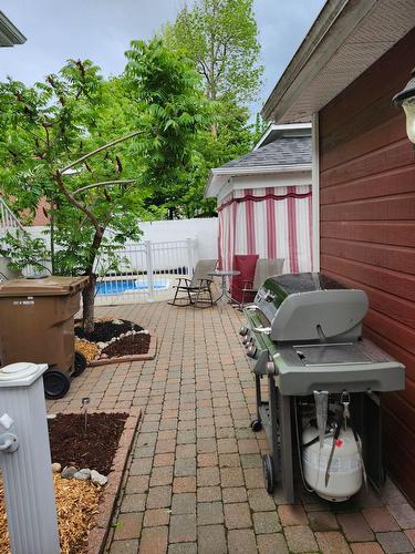 Cour - 440  - 446 Boul. St-Charles, Drummondville, QC - Outdoor With Deck Patio Veranda With Exterior