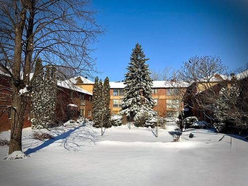 D-853 Ch. du Bord-du-Lac-Lakeshore  Dorval, QC H9S 2C7