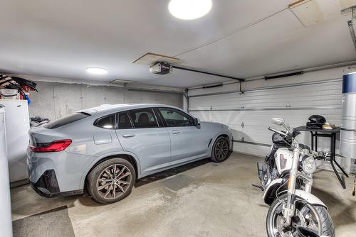 Garage - 3895Z Rue Céline-Marier, Montréal (Saint-Laurent), QC 