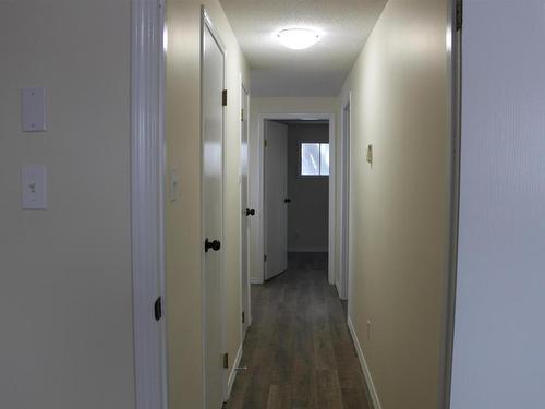 115 Robertson Street, Thunder Bay, ON - Indoor Photo Showing Other Room
