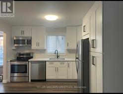 86 - 70 CHAPMAN COURT  London North (North I), ON N6G 4Z4