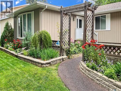 19 Marquis Crescent, Regina, SK - Outdoor