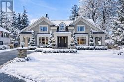 64 BRENTWOOD ROAD  Oakville, ON L6J 4B6