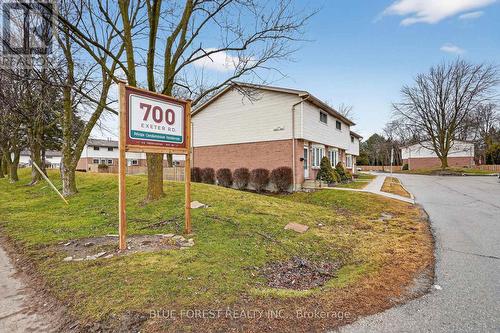 74 - 700 Exeter Road, London South (South X), ON - Outdoor