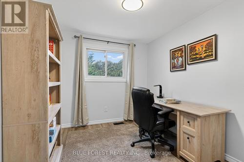 74 - 700 Exeter Road, London South (South X), ON - Indoor Photo Showing Office