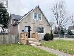 64 EDWARD STREET  St. Thomas, ON N5P 1Y6