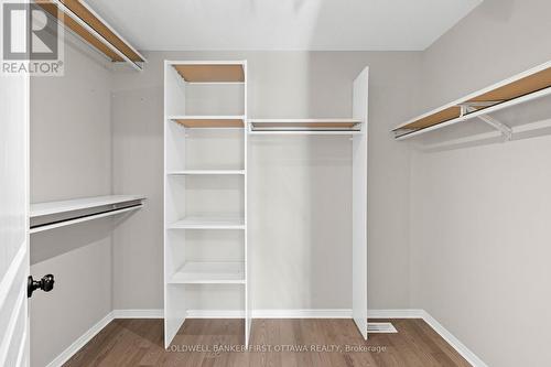 441 Blackleaf Drive, Ottawa, ON - Indoor With Storage