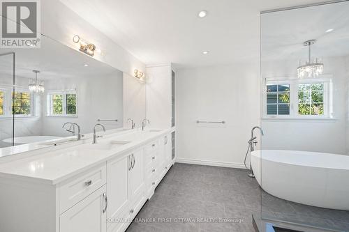 441 Blackleaf Drive, Ottawa, ON - Indoor Photo Showing Bathroom