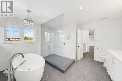 441 Blackleaf Drive, Ottawa, ON - Indoor Photo Showing Bathroom