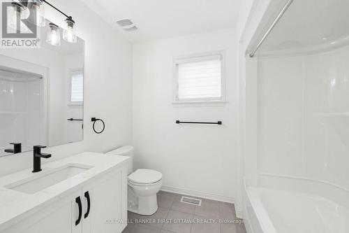 441 Blackleaf Drive, Ottawa, ON - Indoor Photo Showing Bathroom