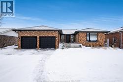 20 Elizabeth CRESCENT  Leamington, ON N8H 4Y1