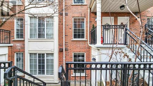 516 - 3 Everson Drive, Toronto, ON - Outdoor With Facade