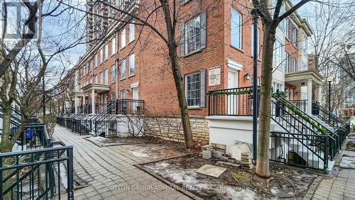 516 - 3 Everson Drive, Toronto, ON - Outdoor