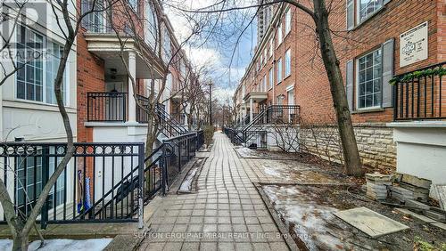 516 - 3 Everson Drive, Toronto, ON - Outdoor