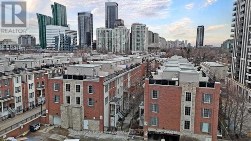 516 - 3 Everson Drive, Toronto, ON - Outdoor With Facade